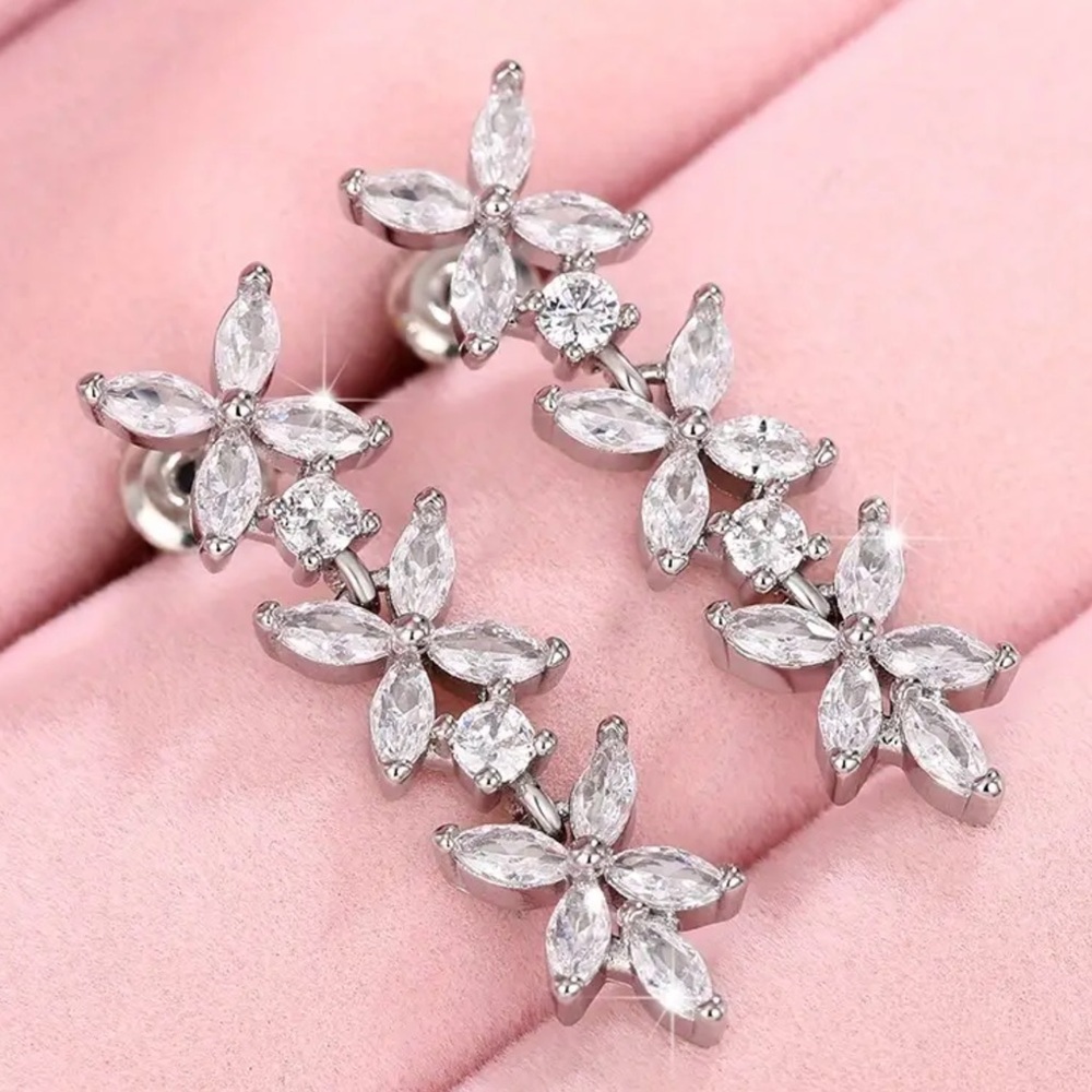 💍18k White Gold Filled Sparkly ZirconFloral Leaf Post Back Dangle Drop Earrings